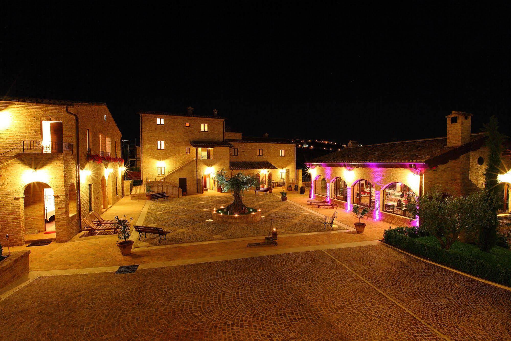 Agriturismo Il Sapore Della Luna Monteprandone Luaran gambar