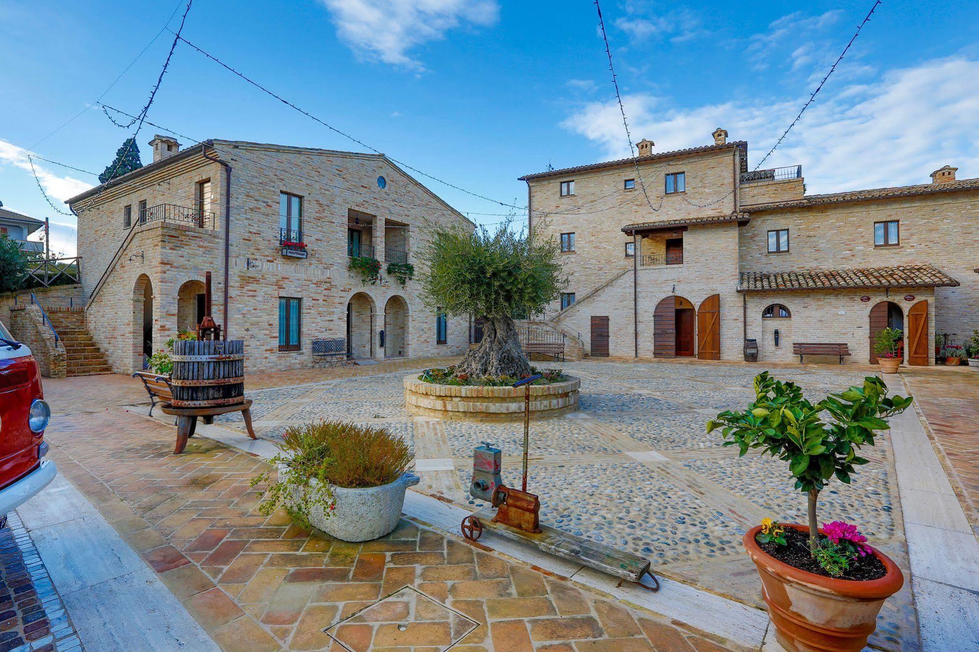 Agriturismo Il Sapore Della Luna Monteprandone Luaran gambar